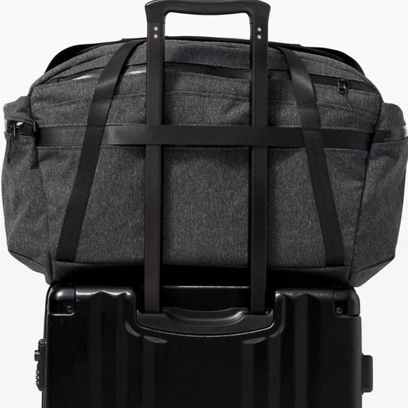 lululemon athletica Bags Lululemon Core Large Duffle Duffel Bag